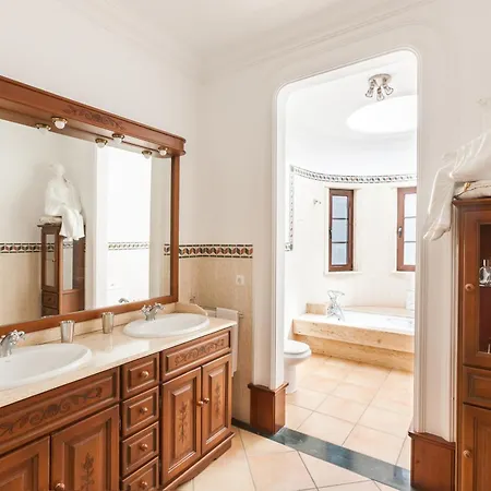 Holiday home Bellavista Piscina Privada Climatizada Y Sauna Los Valles
